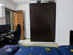 Blk 242 Gombak View (Bukit Batok), HDB 3 Rooms #527089151